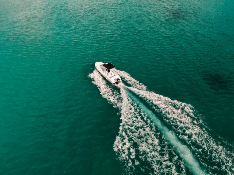 Motorboot te huur in Le Gosier voor de beste prijs