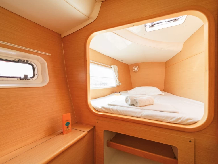 Lagoon Lagoon 380 te huur van particulier of professional in Kavála