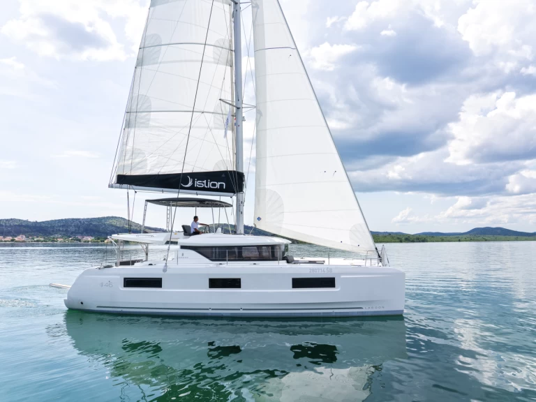 Catamaran te huur in Skradin voor de beste prijs