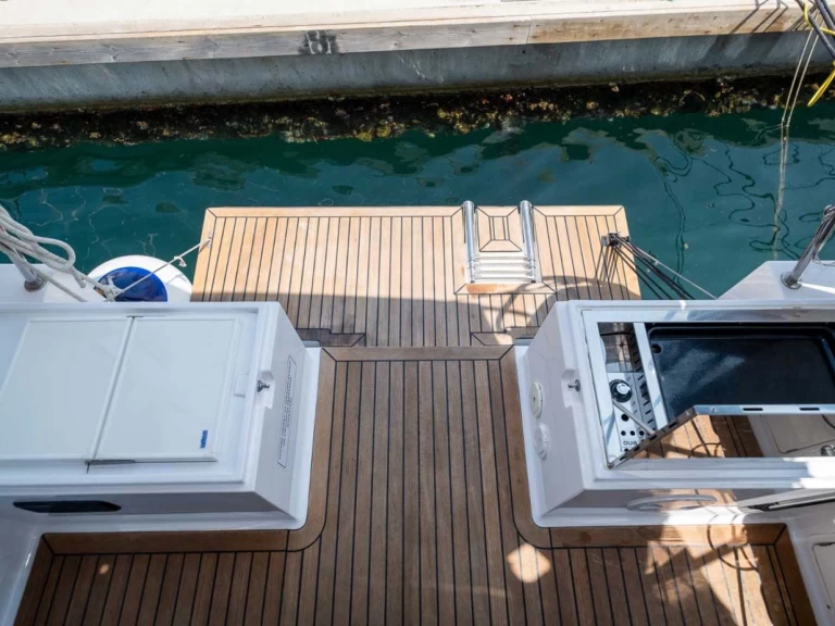 Huur Zeilboot met of zonder schipper Elan in Pula