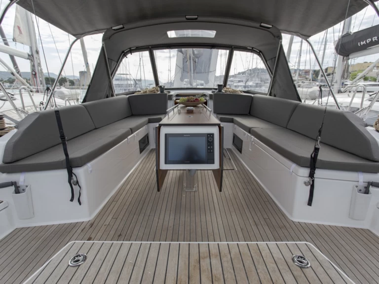 Verhuur Zeilboot Dufour met vaarbewijs