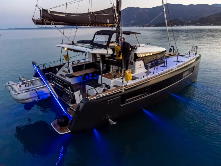 Catamaran te huur in Préveza voor de beste prijs