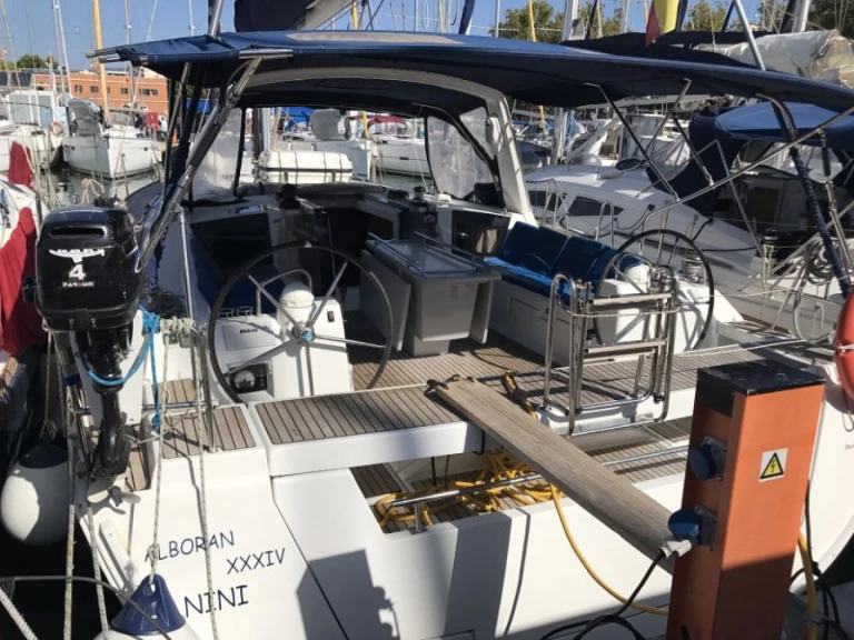Bootverhuur Palma de Mallorca goedkoop Oceanis 45
