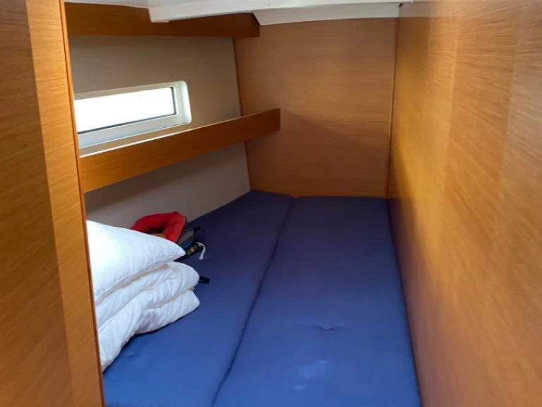 Bootverhuur Jeanneau Sun Odyssey 440 in Palma de Mallorca via SamBoat