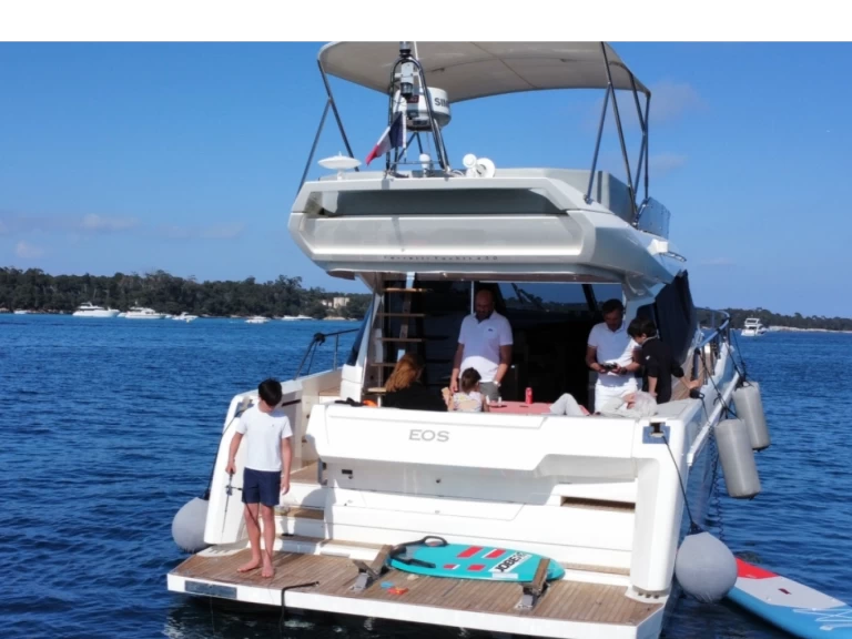 Ferretti 450 FLY te huur van particulier of professional in La Napoule