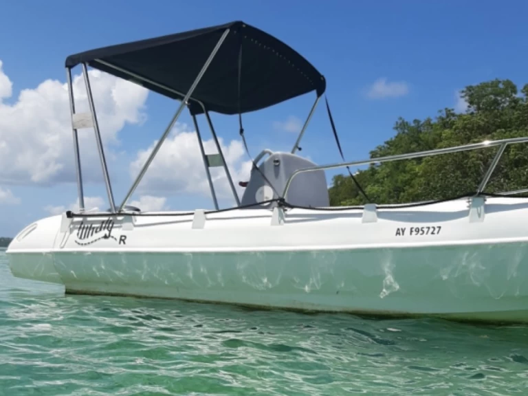 Huur een Whaly Whaly 500 in Le François