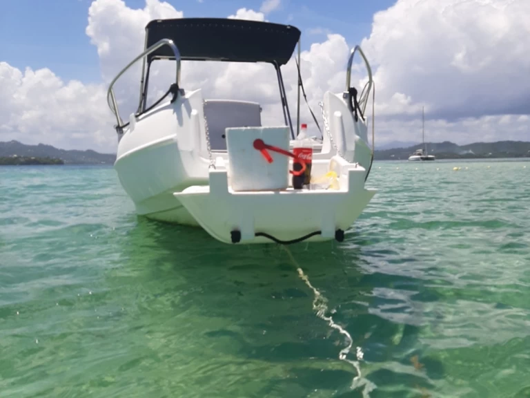 Bootverhuur Le François goedkoop Whaly 500