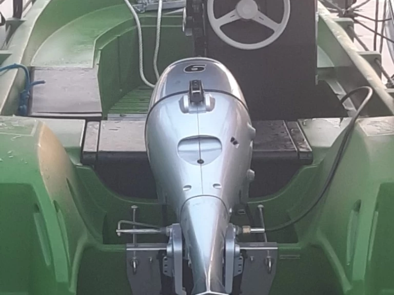 Huur een Whaly whaly 400 in Le François