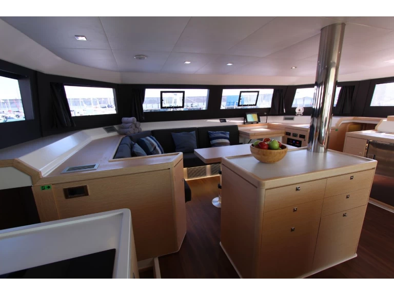 Dufour Dufour Catamarans 48 Sail te huur van particulier of professional in Olbia
