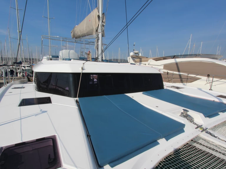 Bootverhuur Olbia goedkoop Dufour Catamarans 48 Sail