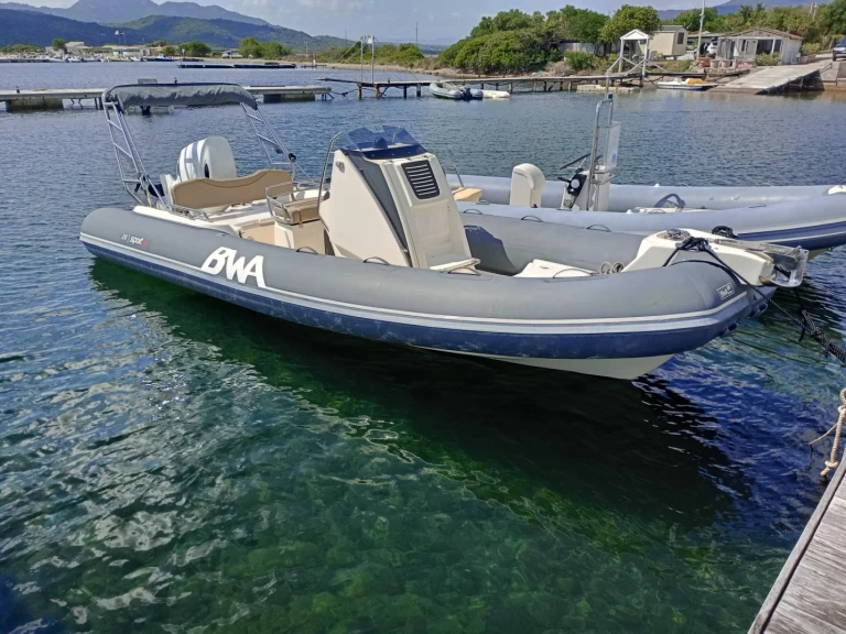 Verhuur RIB in Olbia - Bwa Sport 22 GTO