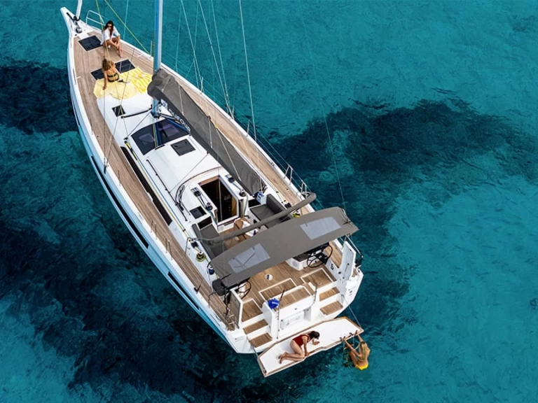 Verhuur Zeilboot Dufour met vaarbewijs