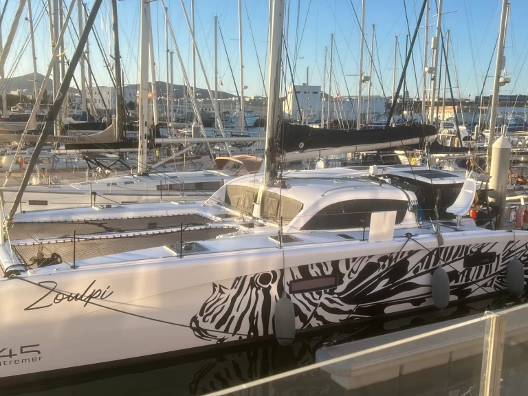Huur Catamaran met of zonder schipper Outremer in Palma de Mallorca
