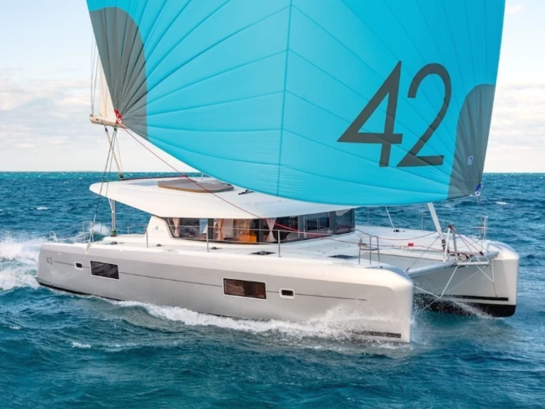 Catamaran te huur in Nuuk voor de beste prijs