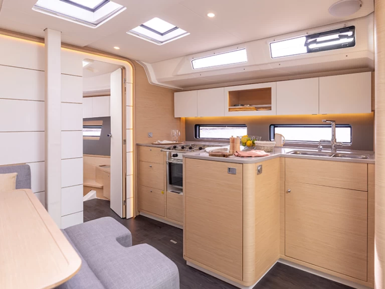 Huur Zeilboot met of zonder schipper Dufour in Carloforte