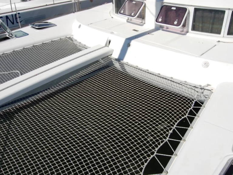 Verhuur Catamaran Lagoon met vaarbewijs