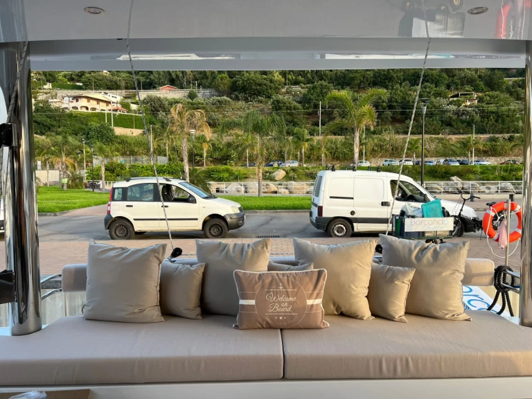 Huur een Bali Bali 5.4 in Olbia