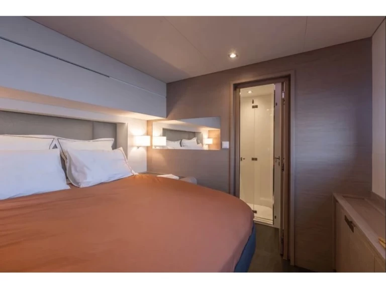 Bootverhuur Vibo Marina goedkoop Fountain Pajot