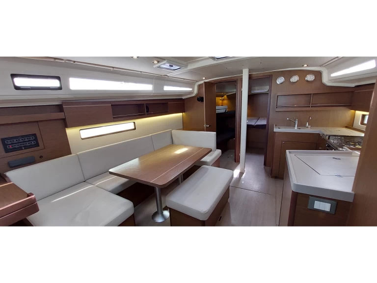 Verhuur Zeilboot in Olbia - Bénéteau Oceanis 40.1