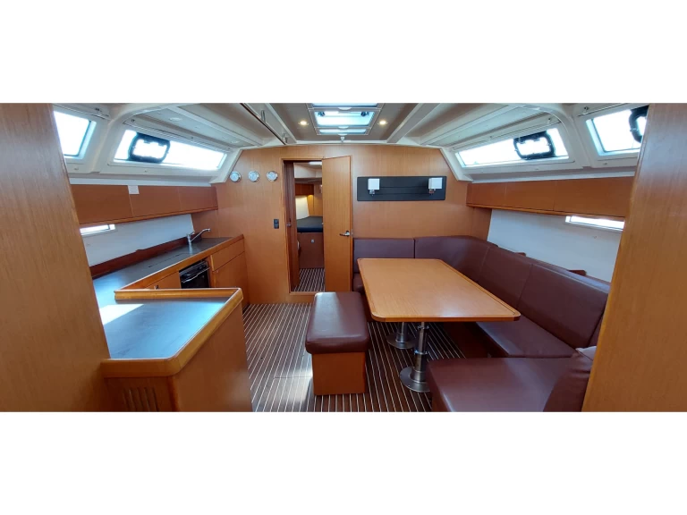 Bootverhuur Bavaria Cruiser 46 in Olbia via SamBoat