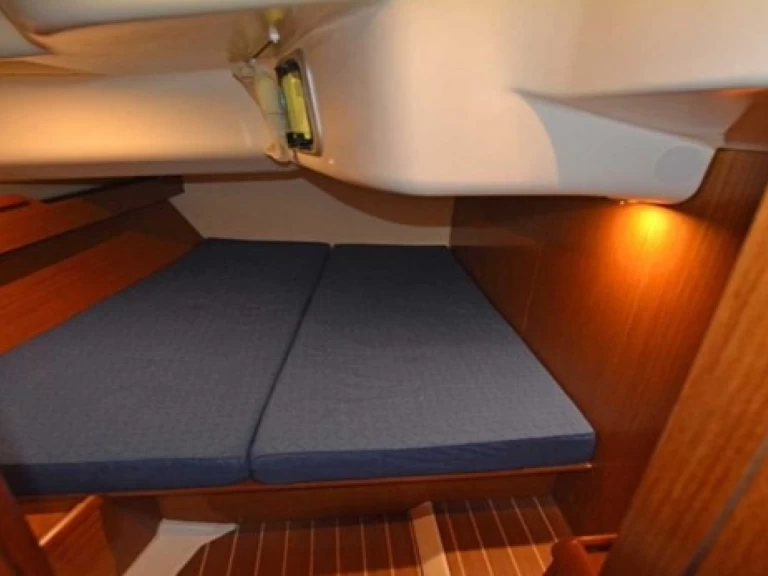 Jachthuur in Pisticci - Jeanneau Sun Odyssey 49 via SamBoat