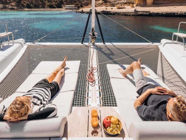 Bootverhuur Lávrio goedkoop Nautitech 44 Open