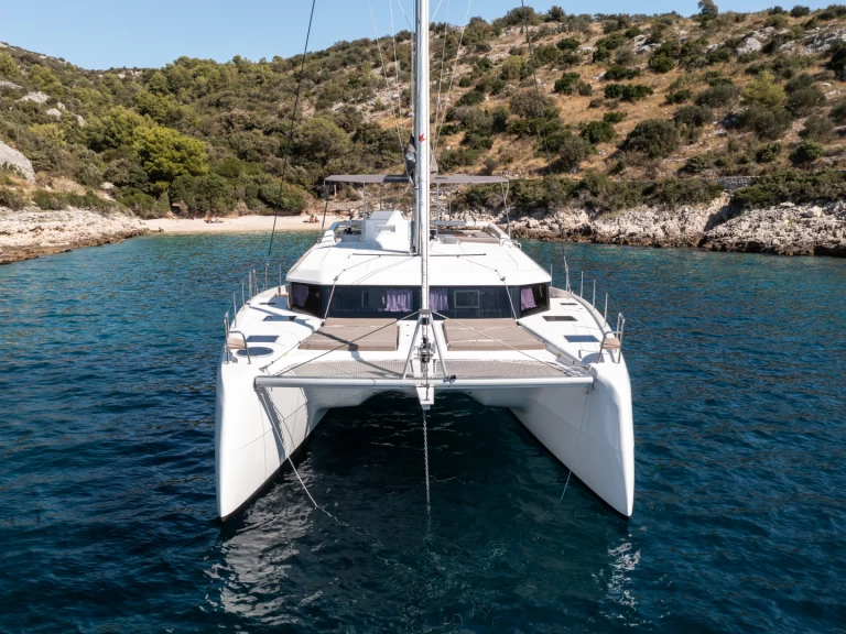 Bootverhuur Dufour Dufour Catamarans 48 Sail in Split via SamBoat