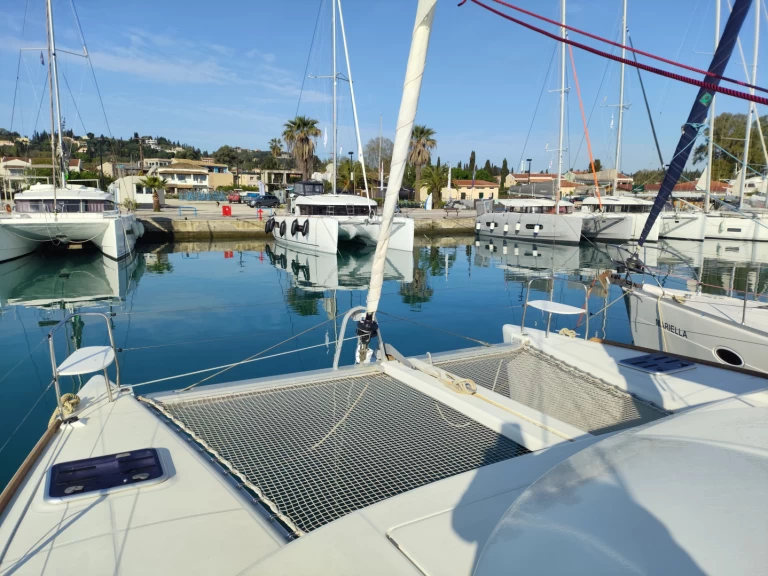 Catamaran te huur in Empuriabrava voor de beste prijs