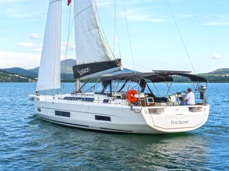 Bootverhuur Dufour Dufour 470 in Skradin via SamBoat