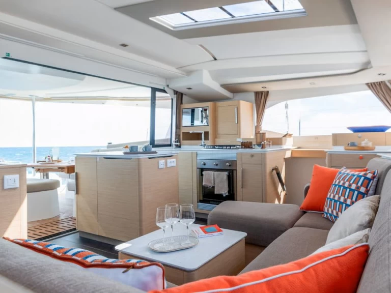 Huur Catamaran met of zonder schipper Fountaine Pajot in Seget Donji
