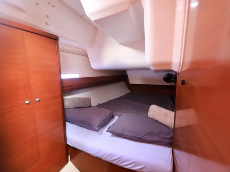 Bootverhuur Dufour Dufour 405 Grand Large in Uturoa via SamBoat