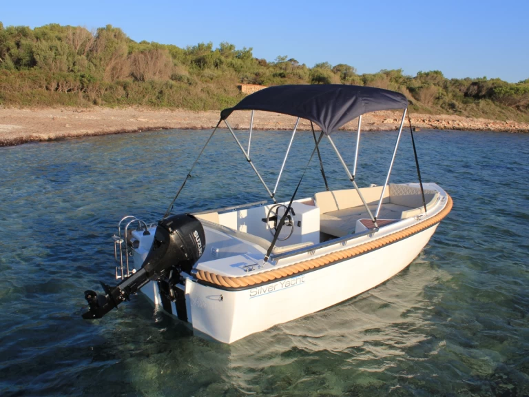Motorboot te huur in Can Picafort voor de beste prijs