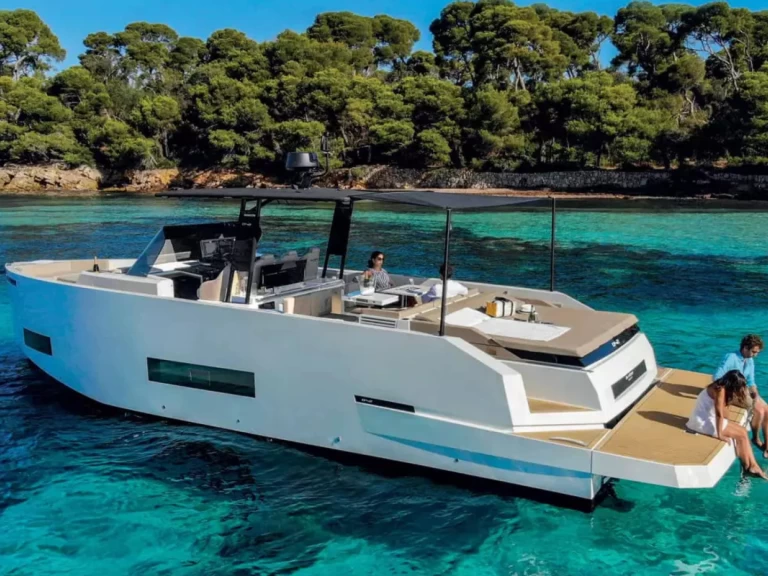 Bootverhuur De Antonio D42 in Alyki via SamBoat