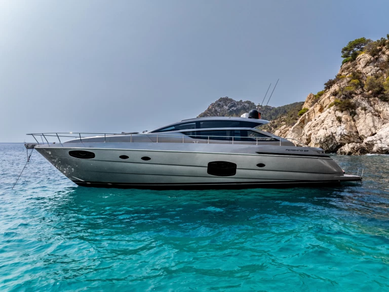 Huur een Pershing Pershing 62 in Ibiza Magna