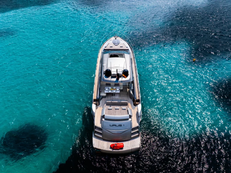 Bootverhuur Ibiza Magna goedkoop Pershing 62