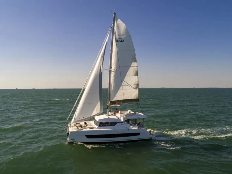 Verhuur Catamaran Bali met vaarbewijs