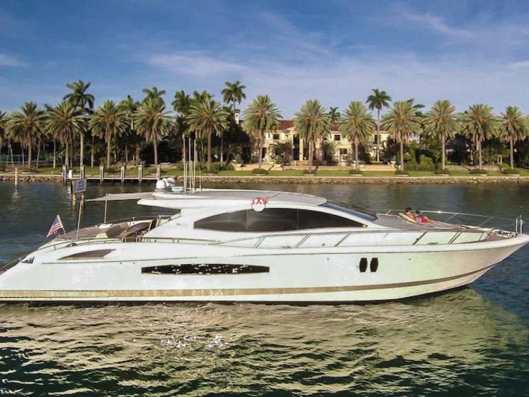 Huur een Lazzara 75 LSX  in Miami Beach Marina