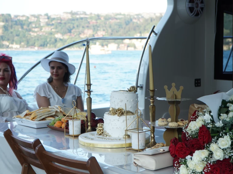 Bootverhuur  Motoryacht in İstanbul via SamBoat