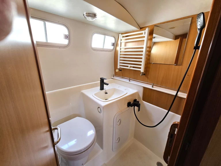 Verhuur Motorboot in Lübz -  Tarpon 37 DP