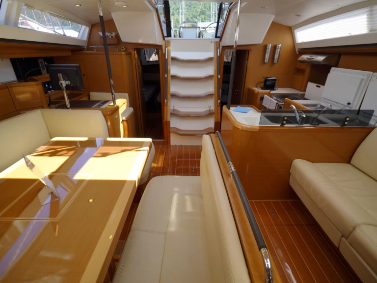 Bootverhuur Rhodes (City) goedkoop Jeanneau 57