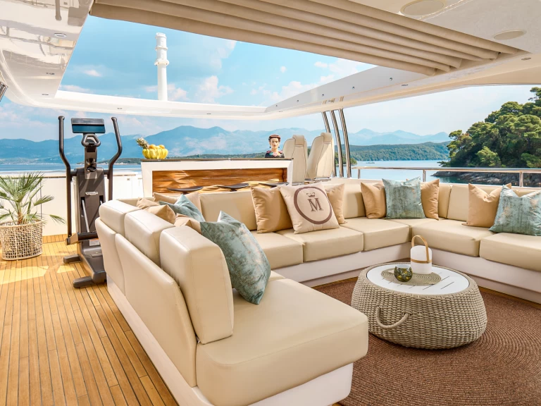 Princess Princess 40m te huur van particulier of professional in Split