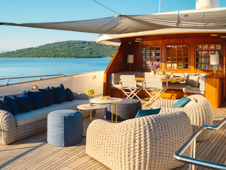 Verhuur Jacht Benetti met vaarbewijs