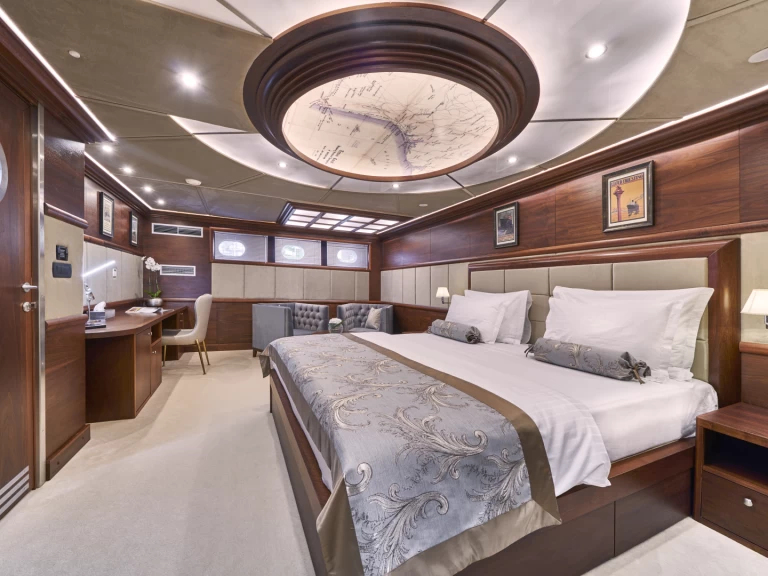 Bootverhuur Split goedkoop Luxury motor sailer