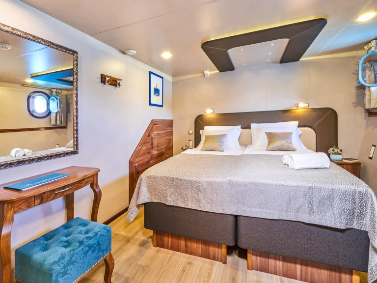 Huur een  Luxury motoryacht in Trogir