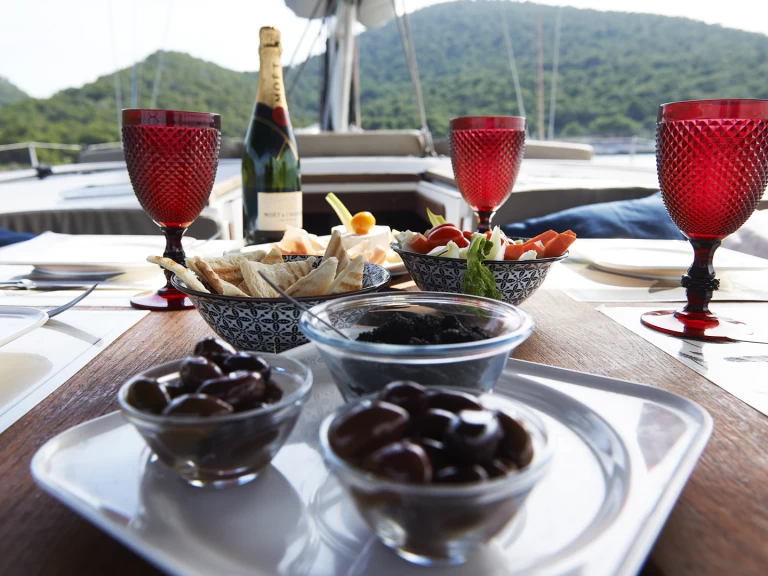 Verhuur Zeilboot in Milazzo - Hanse Hanse 540 E