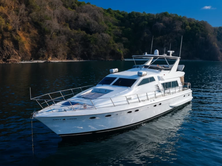 Huur een Monte Fino Montefino 68 in Puntarenas