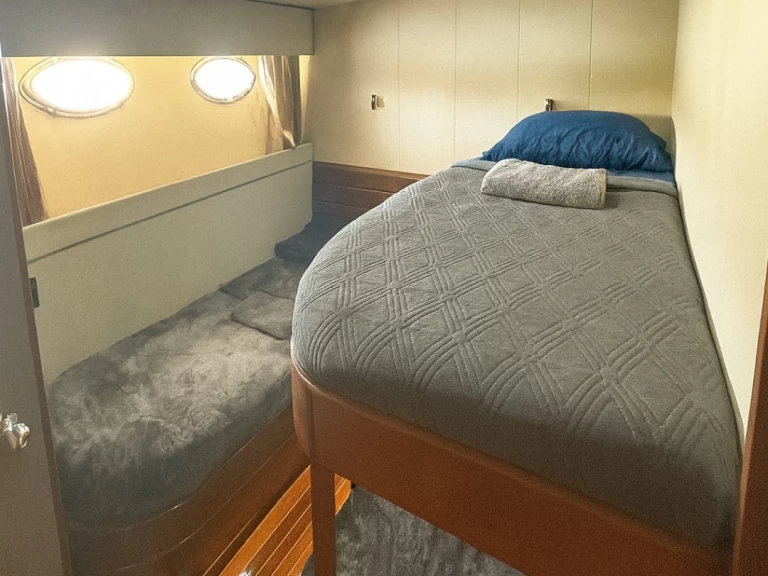 Bootverhuur Monte Fino Montefino 68 in Puntarenas via SamBoat