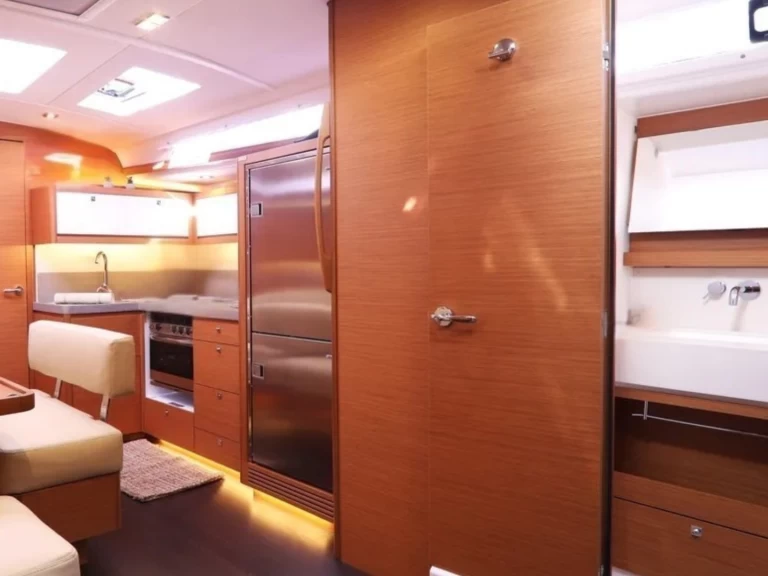 Bootverhuur Palermo goedkoop Dufour 470