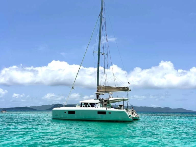 Huur een Lagoon Lagoon 42 in Road Town