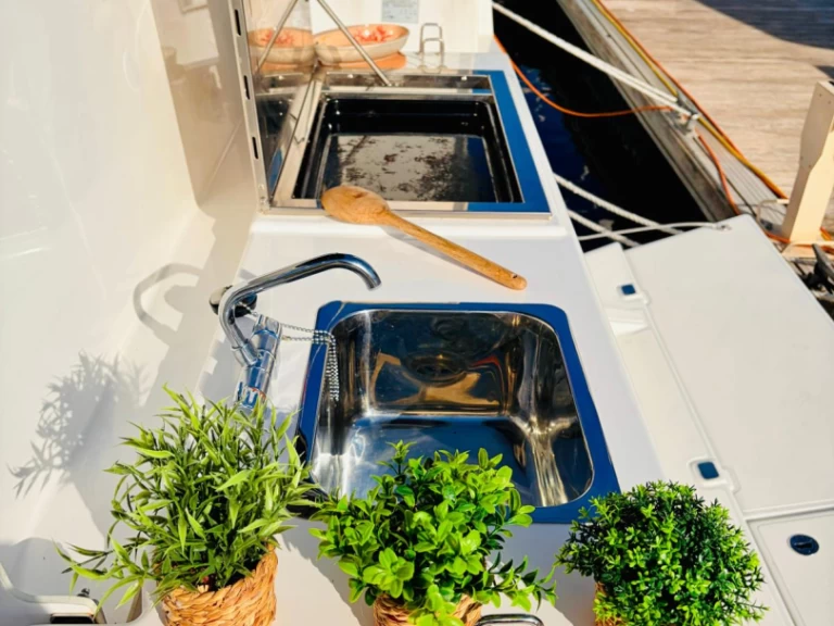 Verhuur Zeilboot in Primošten - Dufour Dufour 530